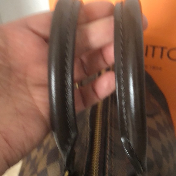 ❌SOLD❌💯 % AUTHENTIC LOUIS VUITTON SPEEDY LEATHER BAG. - Picture 9 of 17